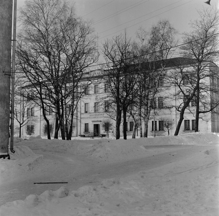 Merisotakoulu, p��rakennus. Kuva: Volker von Bonin, 1956.