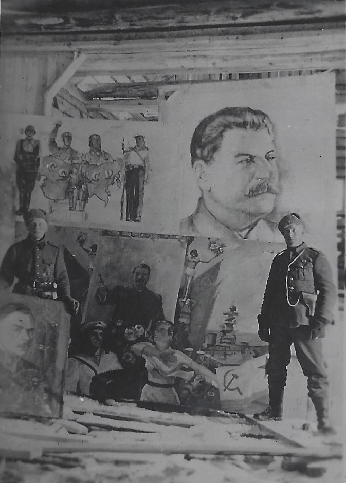 Suursaaren valtauksen n�kymi� 4, 1942. Kuva: tuntematon. Annu Eskon kuvakansiot.